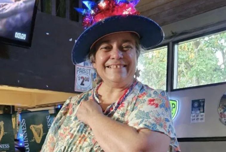 Ruxandra Westra celebrating her United States citizenship after attending an AFT Citizenship Clinic.